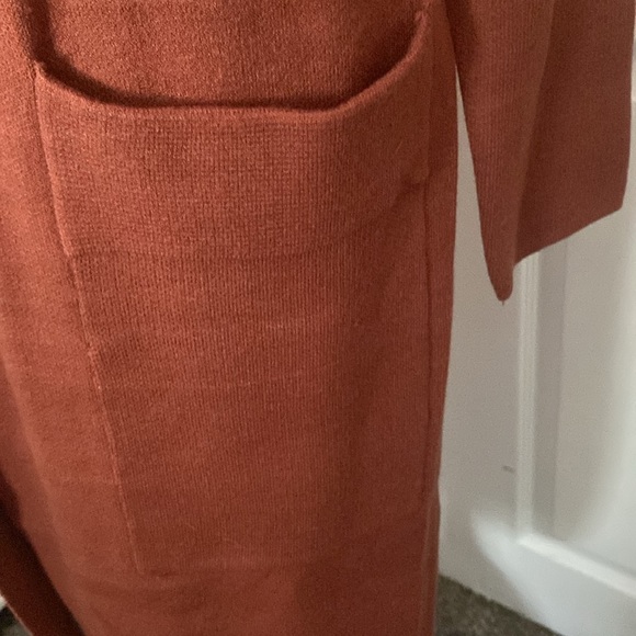 Women’s Rust Orange Long Cardigan Sweater Sz S NWOT - Picture 4 of 6